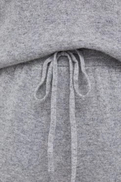 Γυναικεία Παντελόνια φόρμας United Colors Of Benetton γκρι -United Colors of Benetton Κατάστημα unnamed file 1817