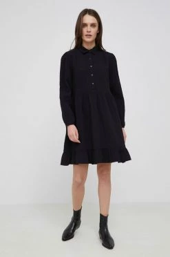 United Colors of Benetton Κατάστημα -United Colors of Benetton Κατάστημα unnamed file 2096