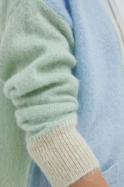 Γυναικεία Με φερμουάρ Ζακέτα από μίγμα μαλλιού United Colors Of Benetton ανοιχτό μπλε -United Colors of Benetton Κατάστημα unnamed file 578